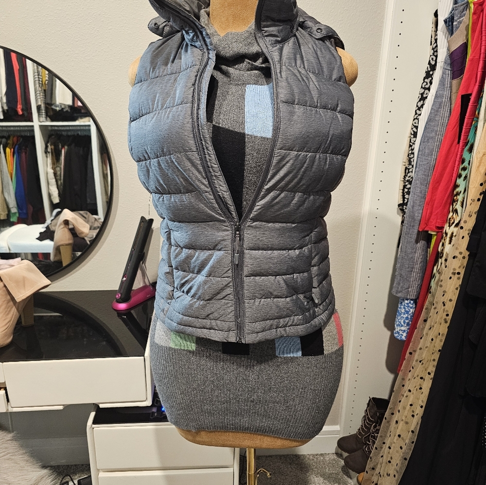 Grey puffer vest
